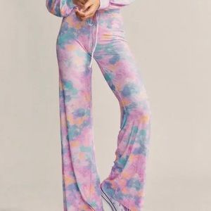 LOVESHACKFANCY x BEACH RIOT SWEATS